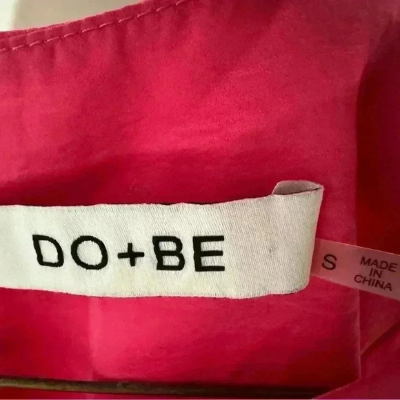 Do + Be Pink Womesn Size Small Blouse - Picture 3 of 3
